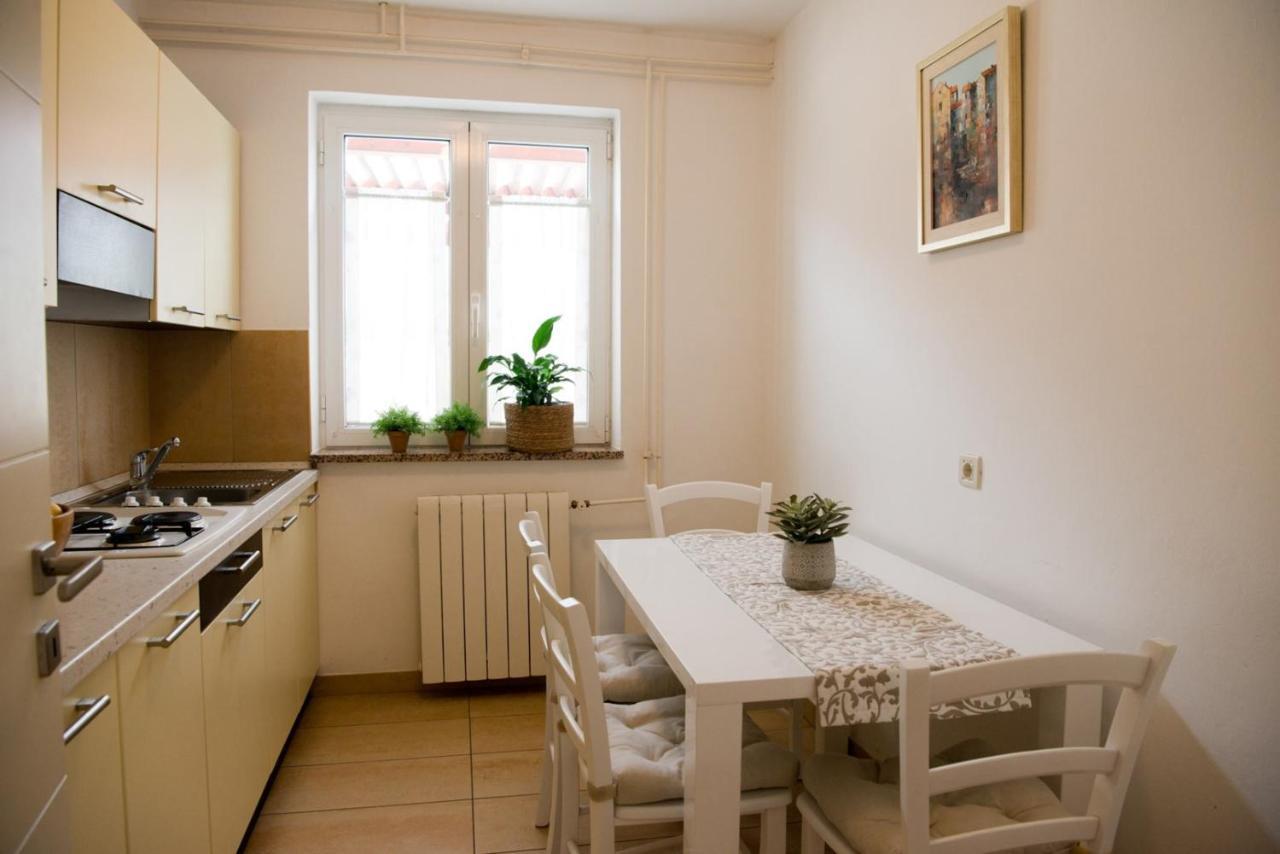 Apartments Sandra Пореч Экстерьер фото