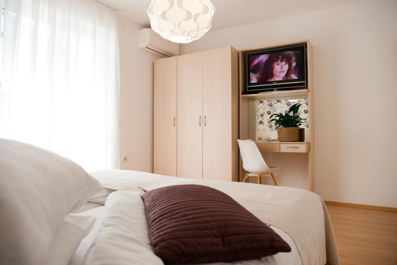 Apartments Sandra Пореч Экстерьер фото