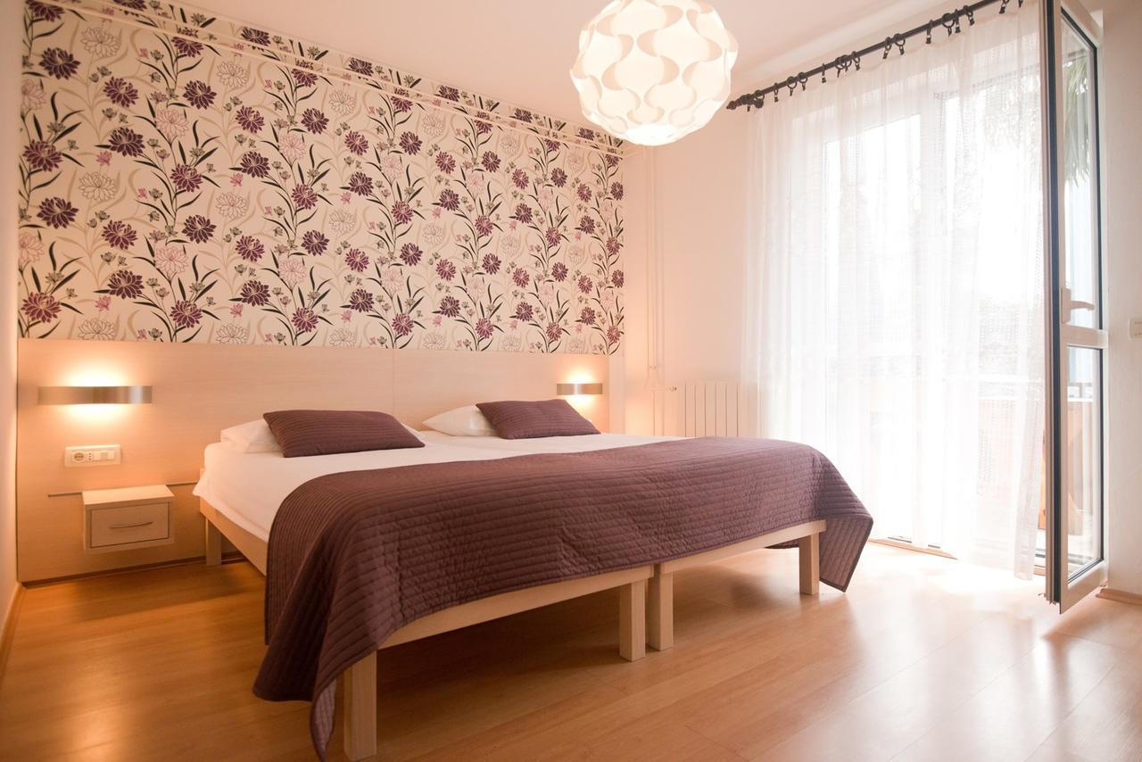 Apartments Sandra Пореч Экстерьер фото